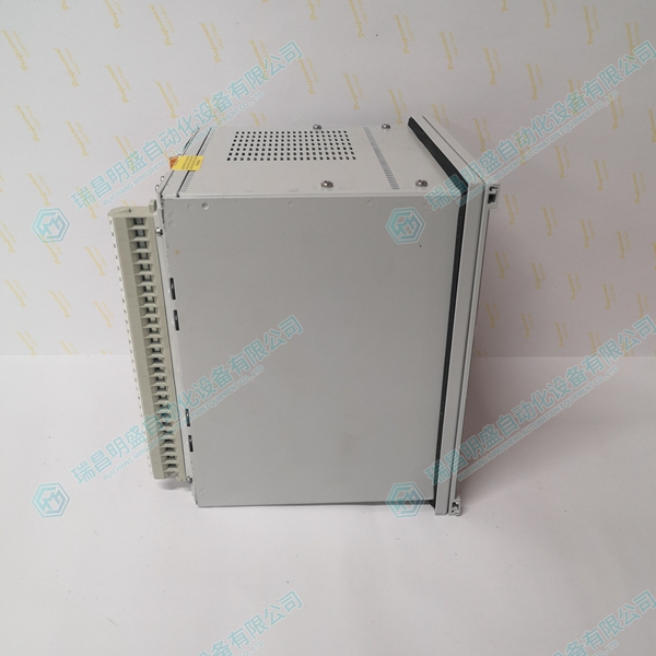 ABB REF543KB127AAAA   综合保护装置