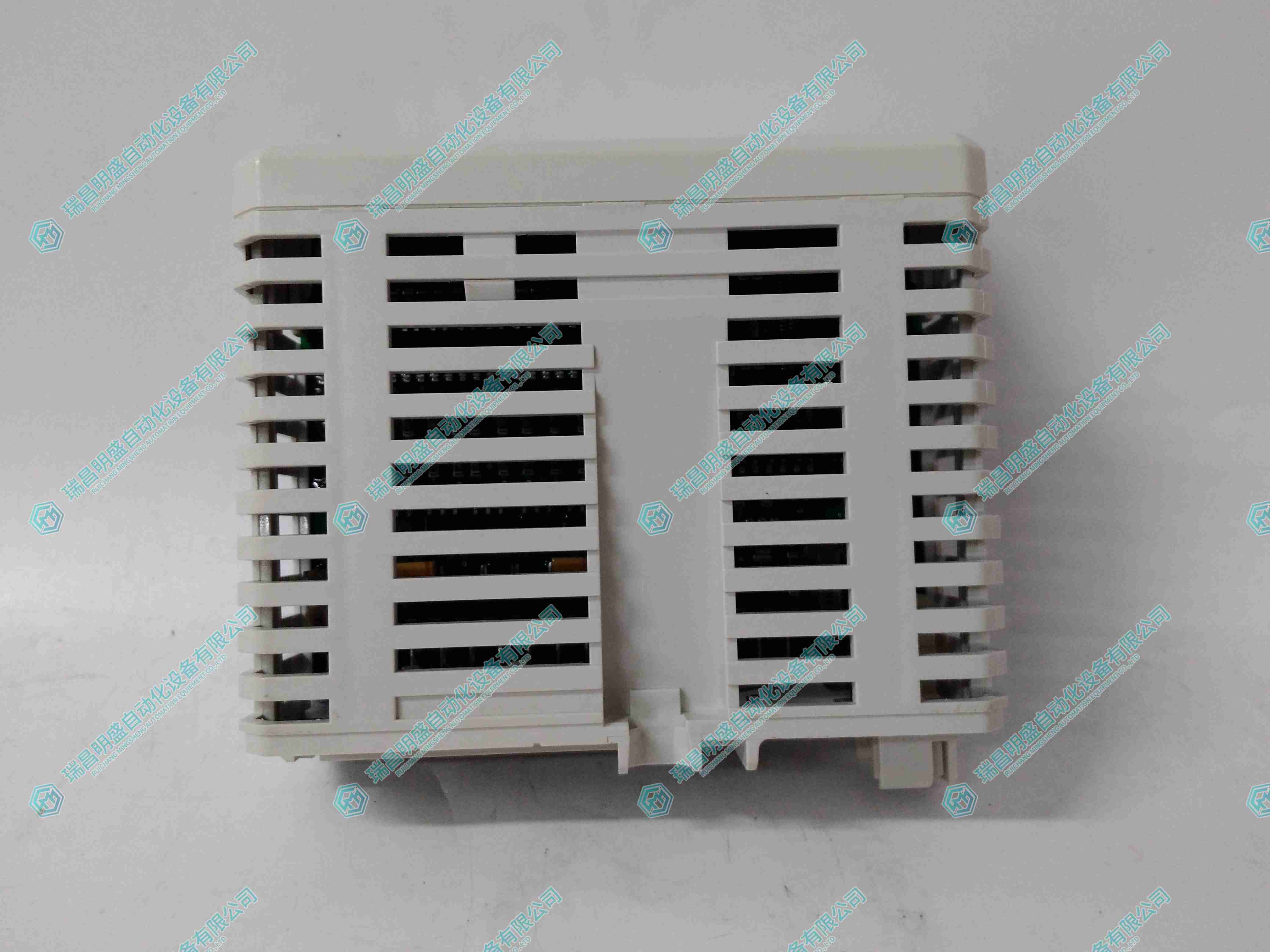 ABB DO810 3BSE008510R1 继电器输出模块