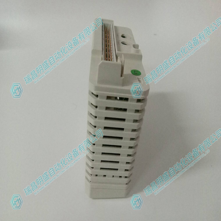 ABB 3BSE038415R1 AO810V2 模拟输出模块