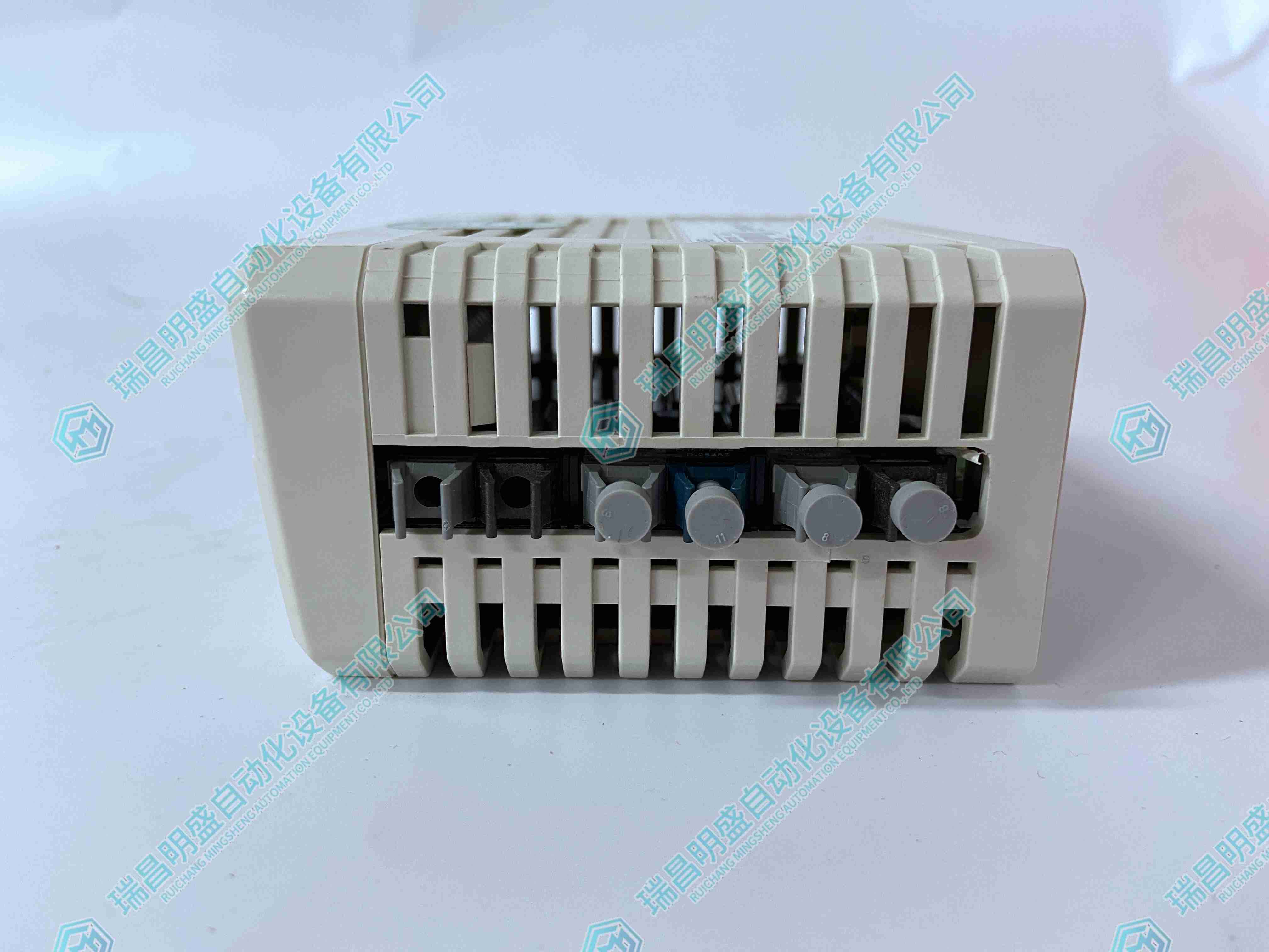 ABB CI858 3BSE018136R1  I/O 单元模块