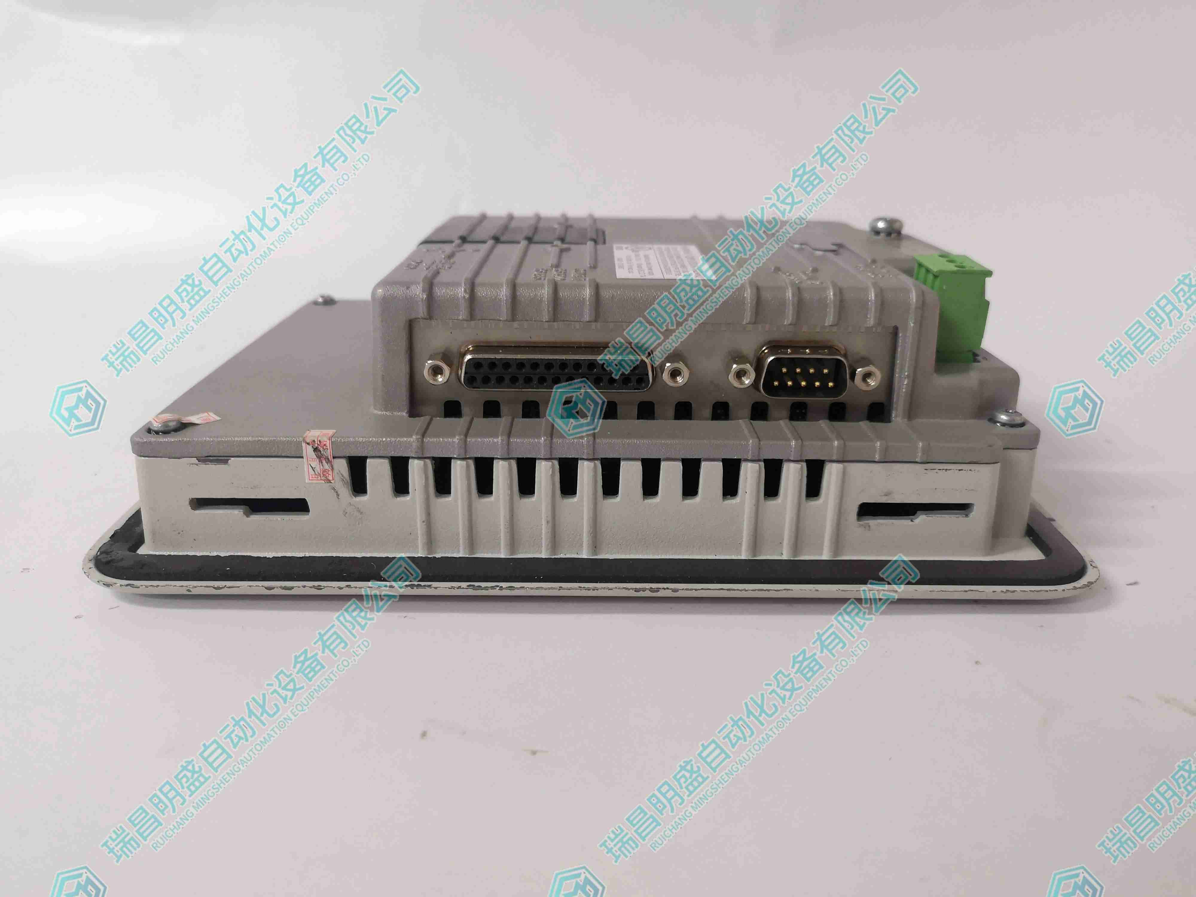 ABB PP825 3BSE042240R1 触摸屏模块