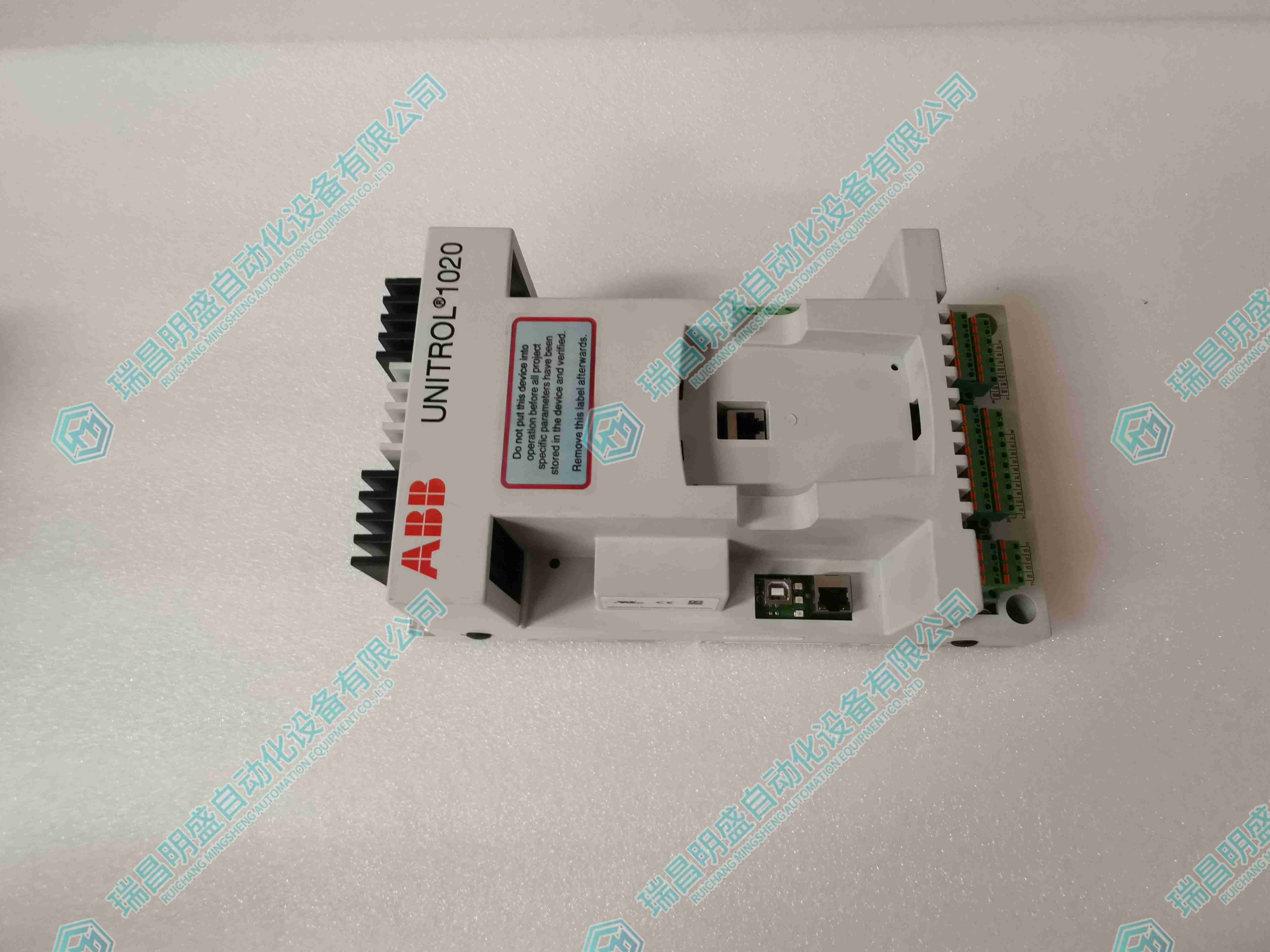 ABB UNITROL 1020 3BHE030579R0003 UNS0119A-Z V 自动电压调节器