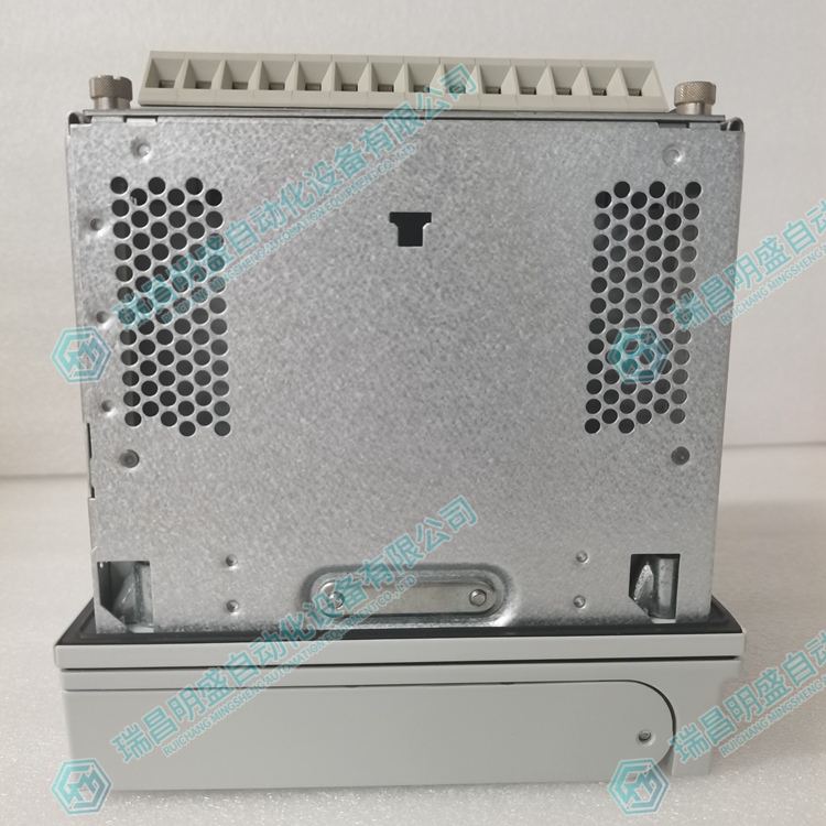 ABB REF615C E HCFDACADABC2BAN11E 保护继电器