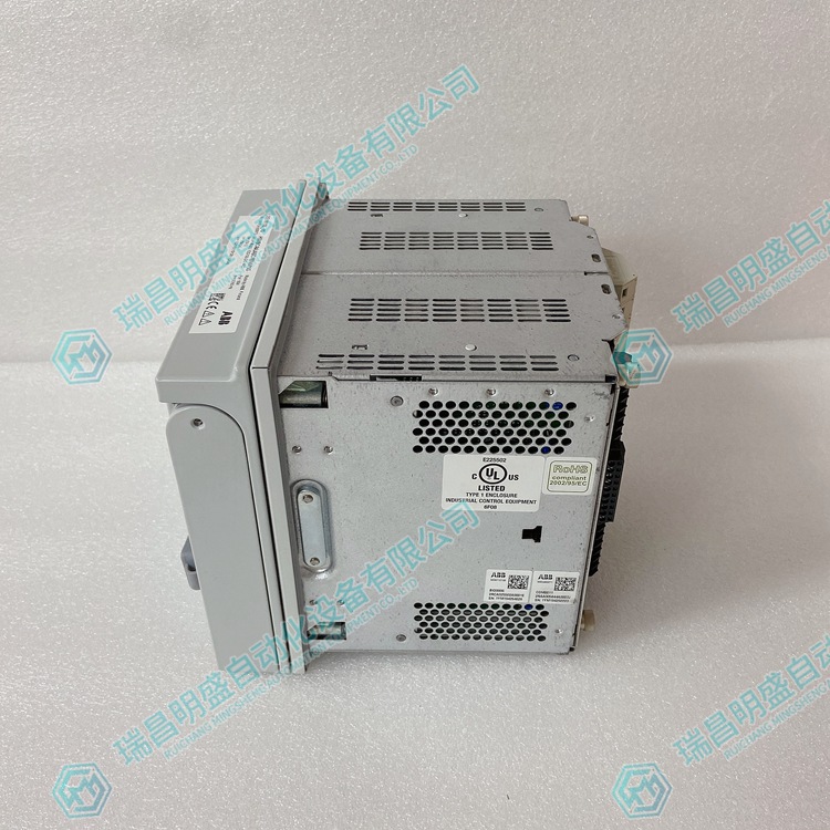 ABB REM615E_1G HBMBCAAJABC1BNN11G 继电保护装置